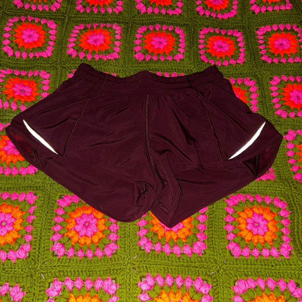 Lululemon Athletica burgundy Athletic Shorts Lightweight Elastic Waist